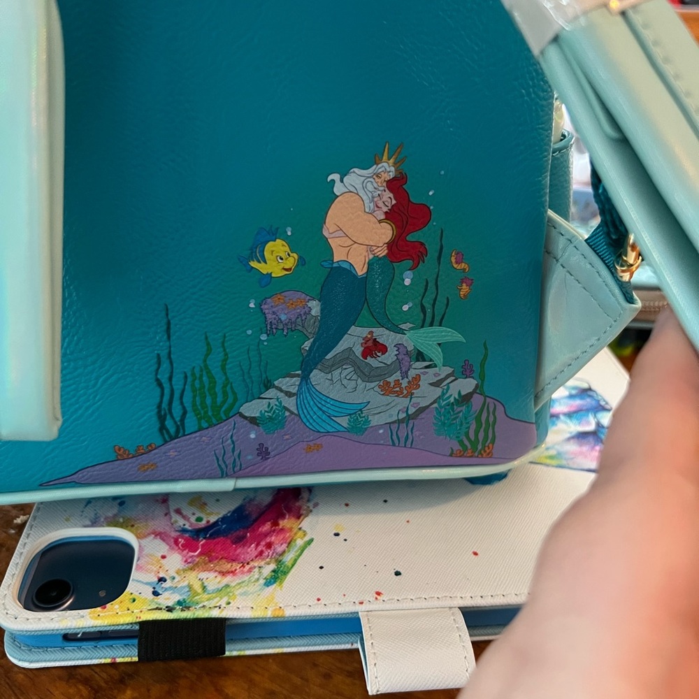 Loungefly king trinton